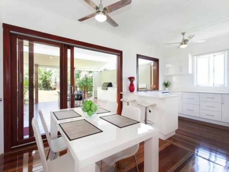 80 Imperial Ave, Cannon Hill QLD 4170