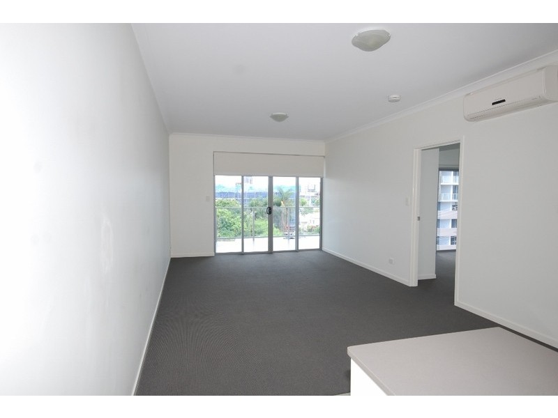 17/28 Carl Street, Woolloongabba QLD 4102