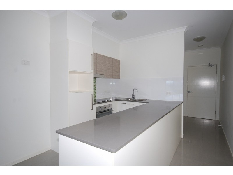 17/28 Carl Street, Woolloongabba QLD 4102