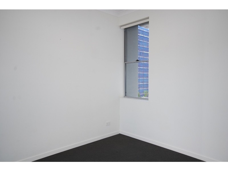 17/28 Carl Street, Woolloongabba QLD 4102