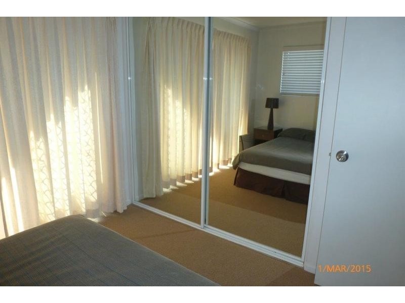 2/75 Thorn Street, Kangaroo Point QLD 4169