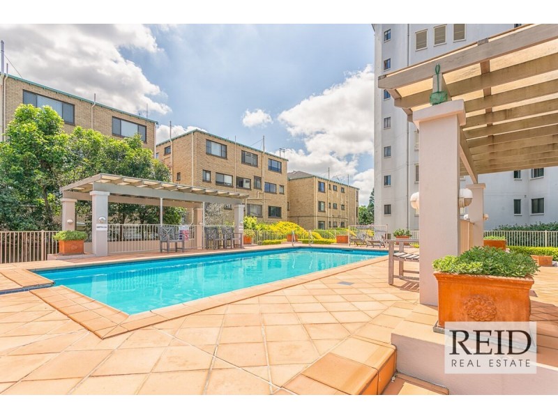 8/523 Coronation Drive, Toowong QLD 4066