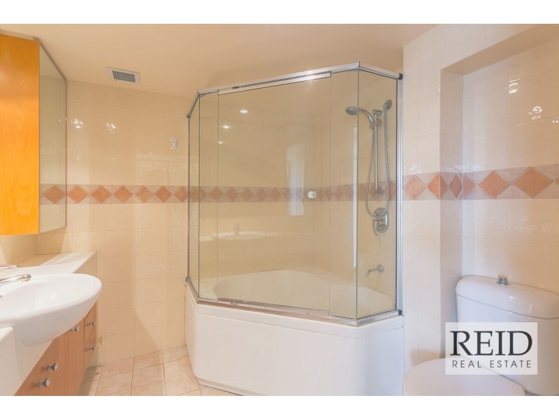 8/523 Coronation Drive, Toowong QLD 4066