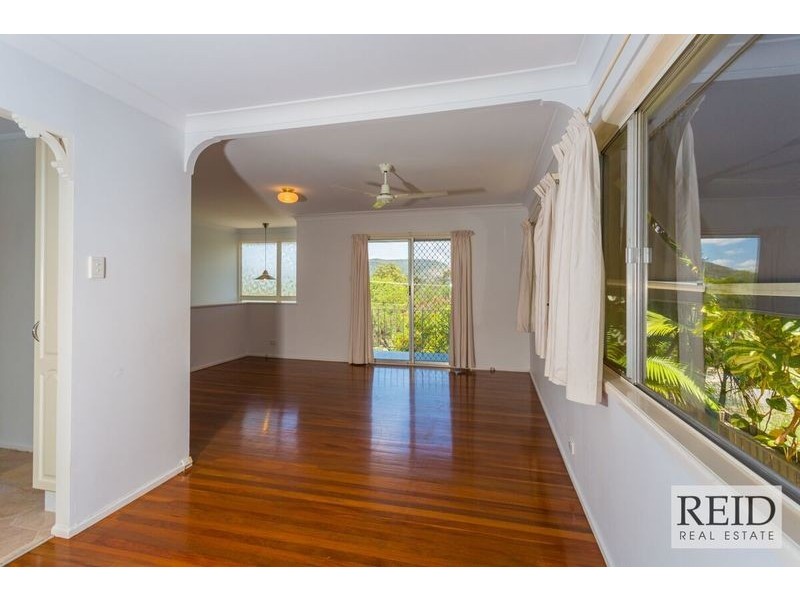 6 Ardisa St, Arana Hills QLD 4054