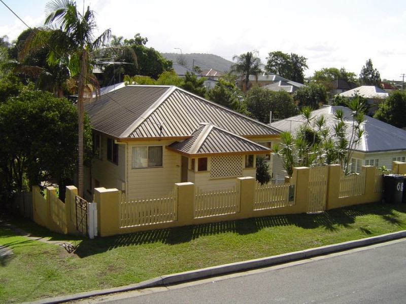 68 Lizzie St, Bardon QLD 4065