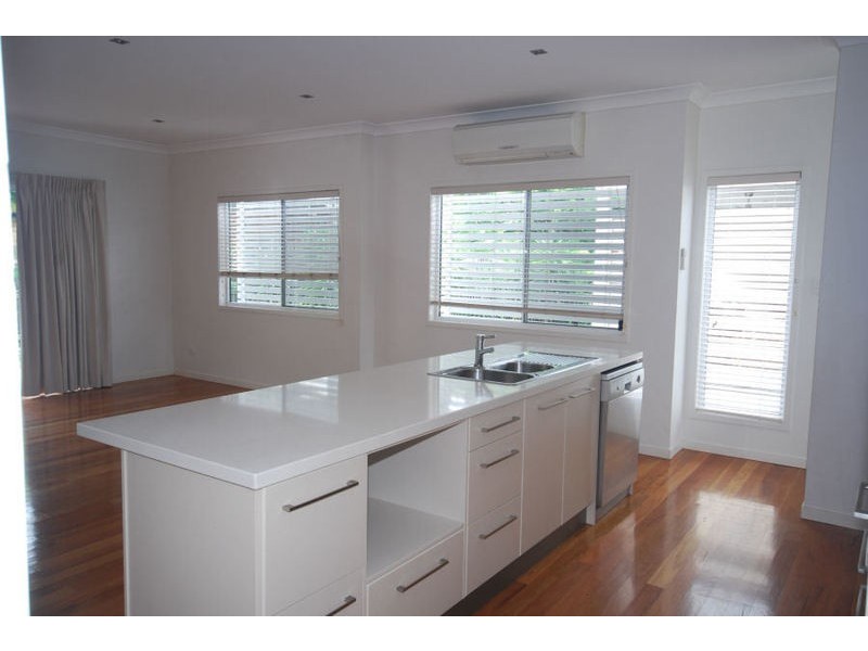 9 Meath Street, Gordon Park QLD 4031