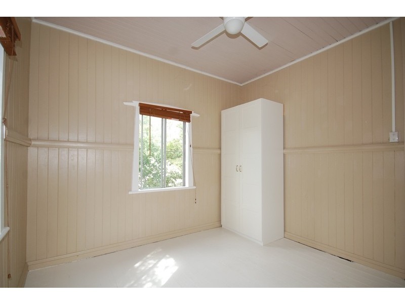 58 Fewings street, Toowong QLD 4066