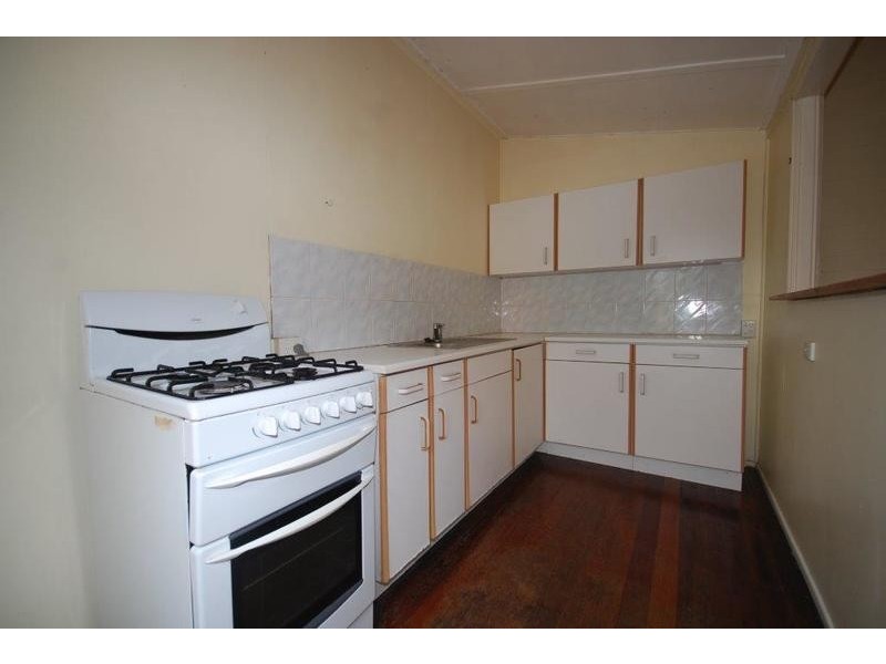 2/4 Ross Street, Woolloongabba QLD 4102