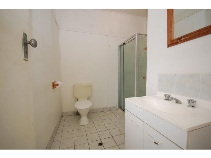 2/4 Ross Street, Woolloongabba QLD 4102