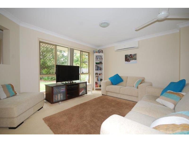 10 Glenwood Place, The Gap QLD 4061