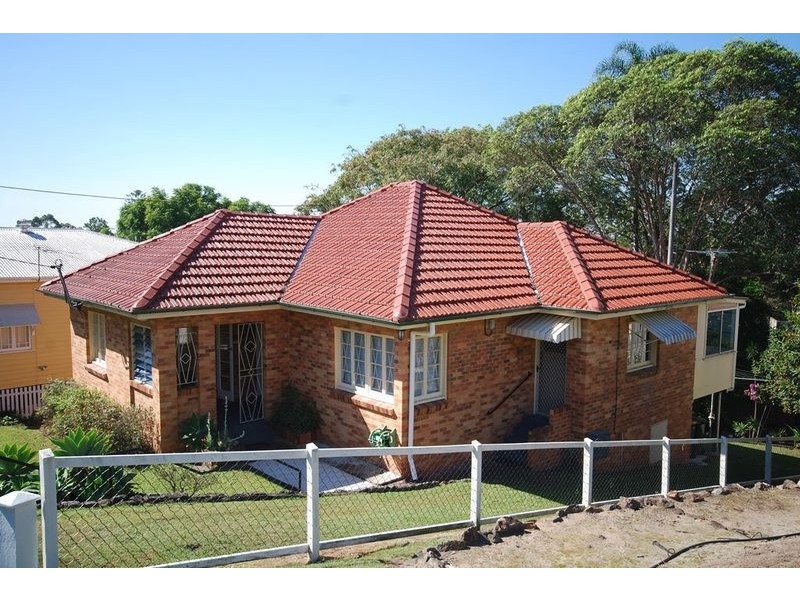 28  Davies Road, Ashgrove QLD 4060