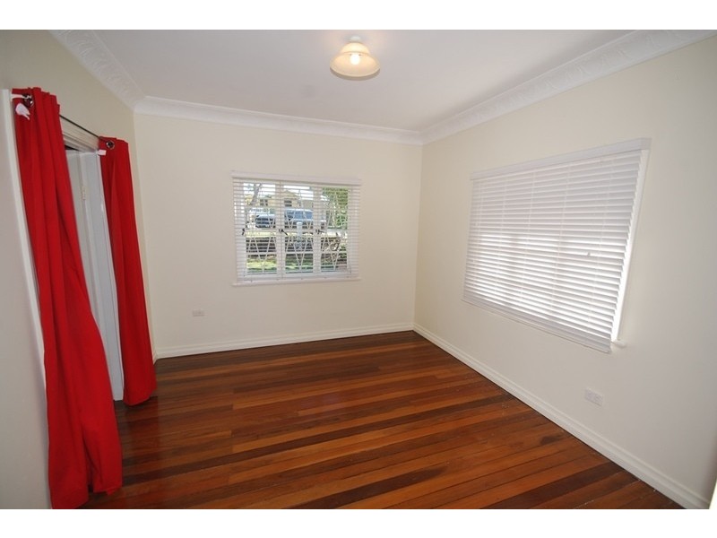 28  Davies Road, Ashgrove QLD 4060