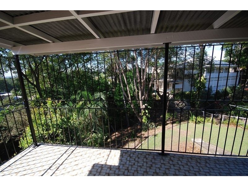 28  Davies Road, Ashgrove QLD 4060
