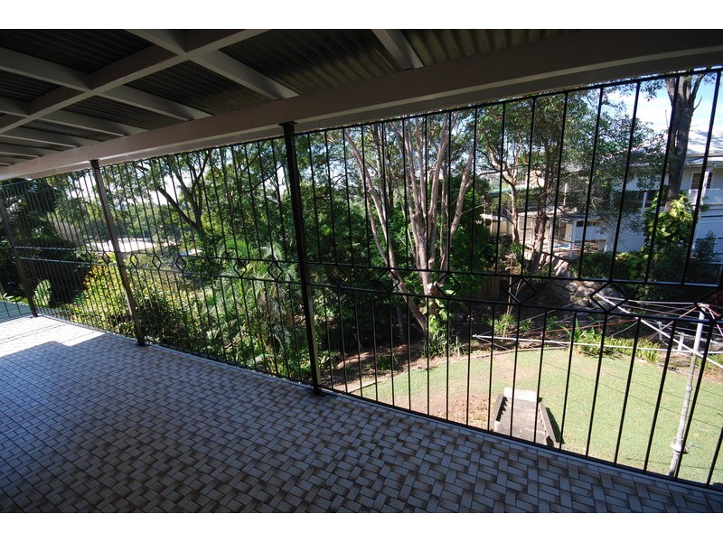 28  Davies Road, Ashgrove QLD 4060