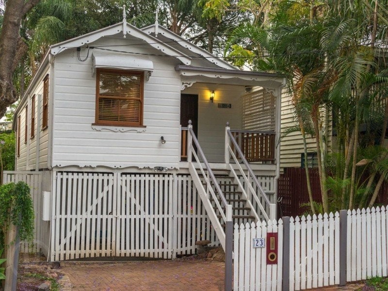 23 Dover Street, Red Hill QLD 4059