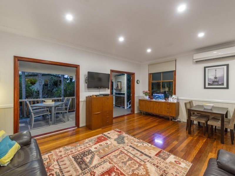 23 Dover Street, Red Hill QLD 4059