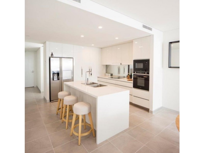 40/113 Landsborough Ave, Scarborough QLD 4020