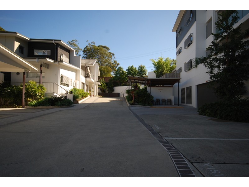 12/17 Marshall Lane, Kenmore QLD 4069