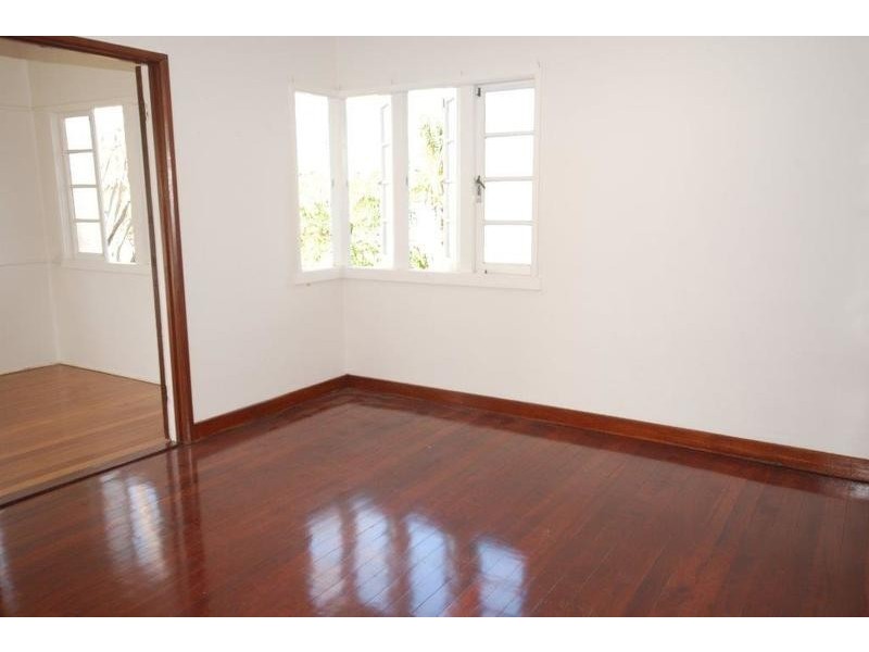 289 Banks Street, Ashgrove QLD 4060