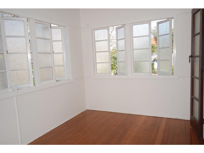 289 Banks Street, Ashgrove QLD 4060