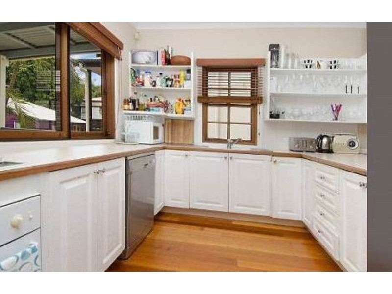 11 Ella Street, Red Hill QLD 4059