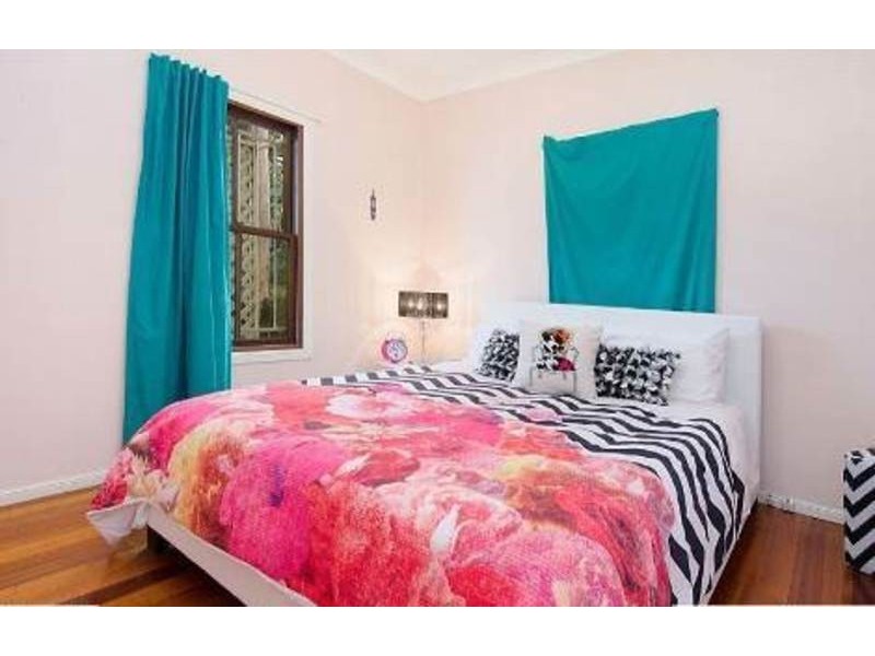 11 Ella Street, Red Hill QLD 4059