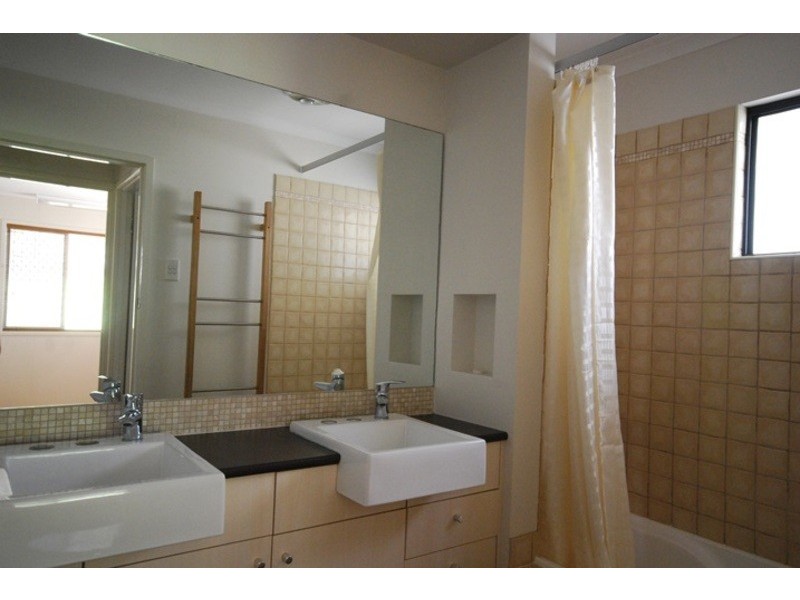 29 Cairns Street, Red Hill QLD 4059