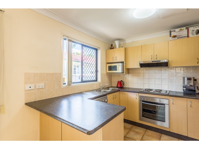 1/6 Rainey Street, Chermside QLD 4032