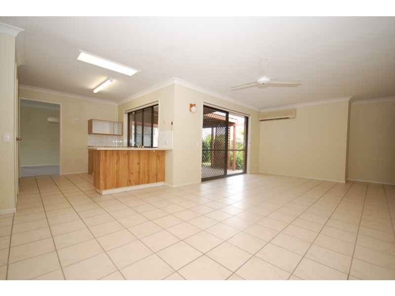 9 Bankhead Crescent, Stafford Heights QLD 4053