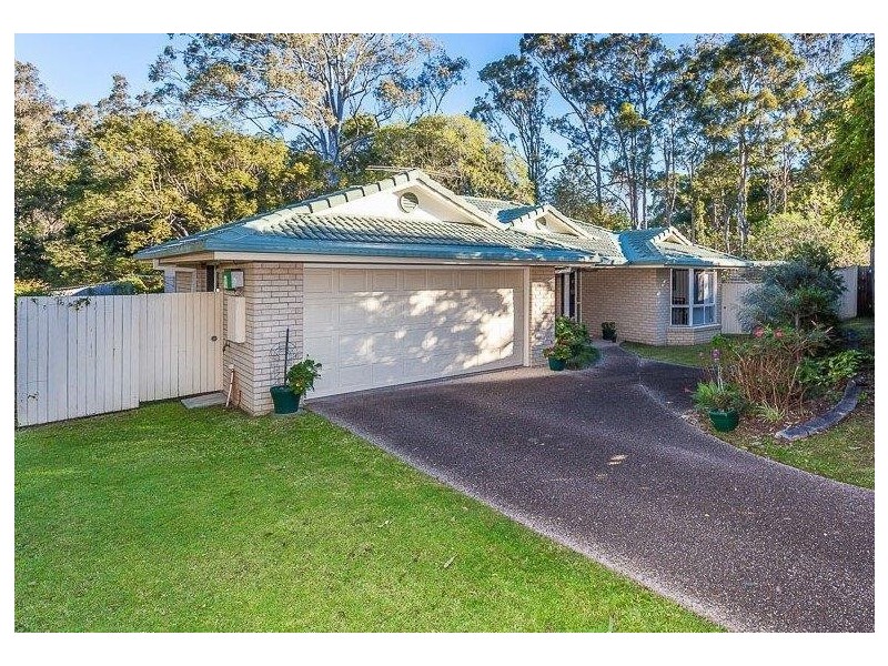 28  Hawkes Avenue, Arana Hills QLD 4054