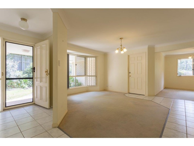 28  Hawkes Avenue, Arana Hills QLD 4054