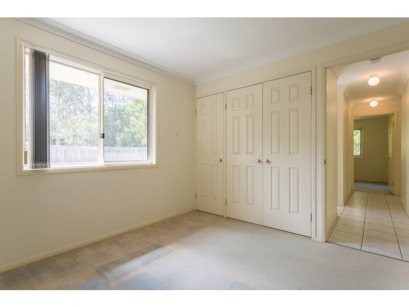 28  Hawkes Avenue, Arana Hills QLD 4054