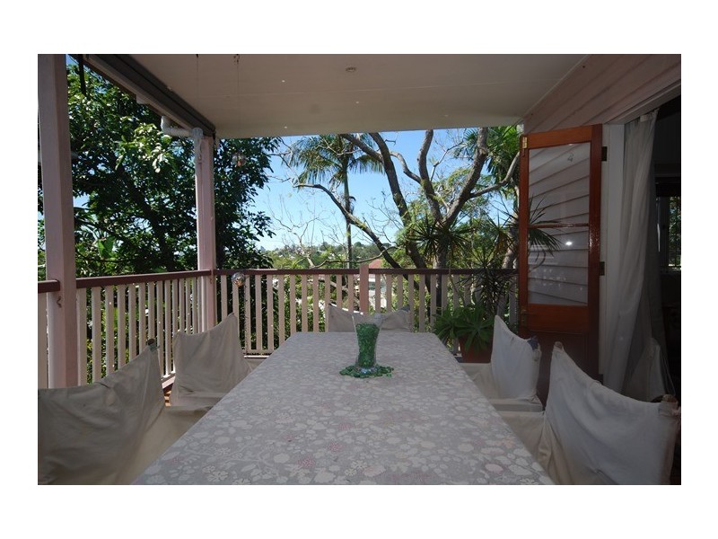 22 Davies Road, Ashgrove QLD 4060
