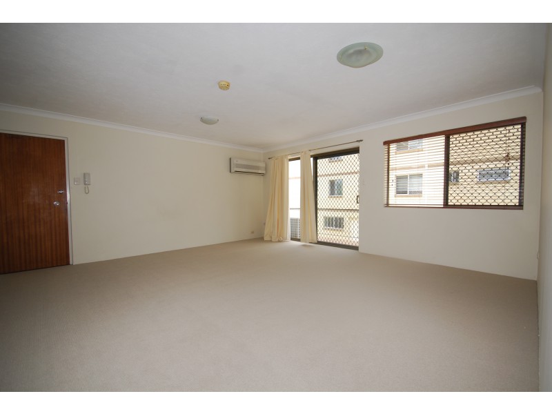 2/28 Kidston Terrace, Chermside QLD 4032
