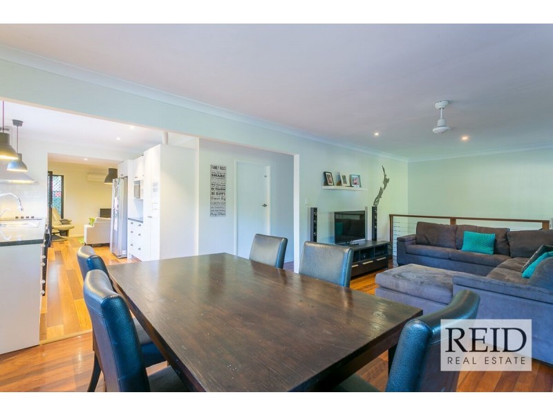 24 Moonmera St, The Gap QLD 4061