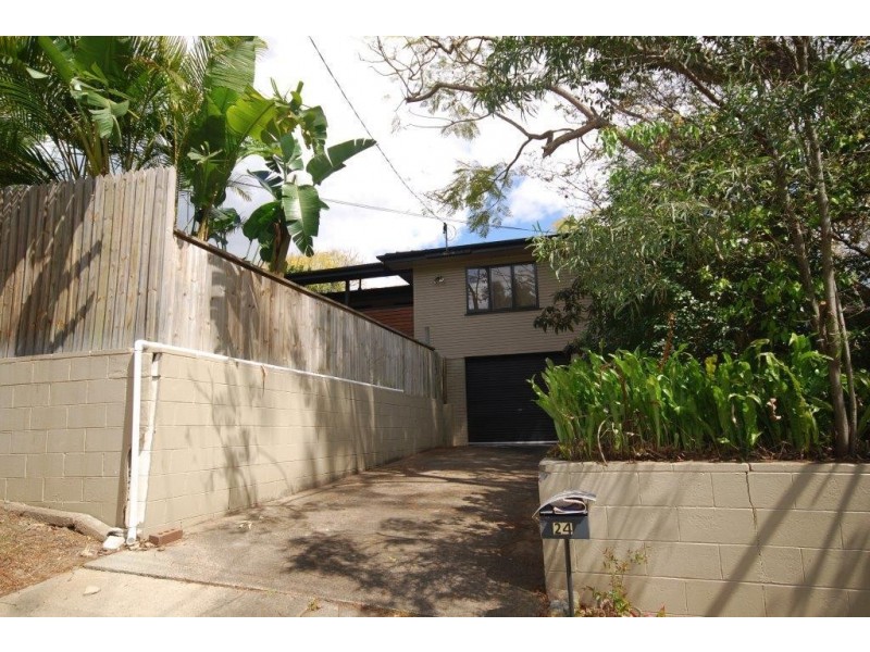 24 Moonmera St, The Gap QLD 4061