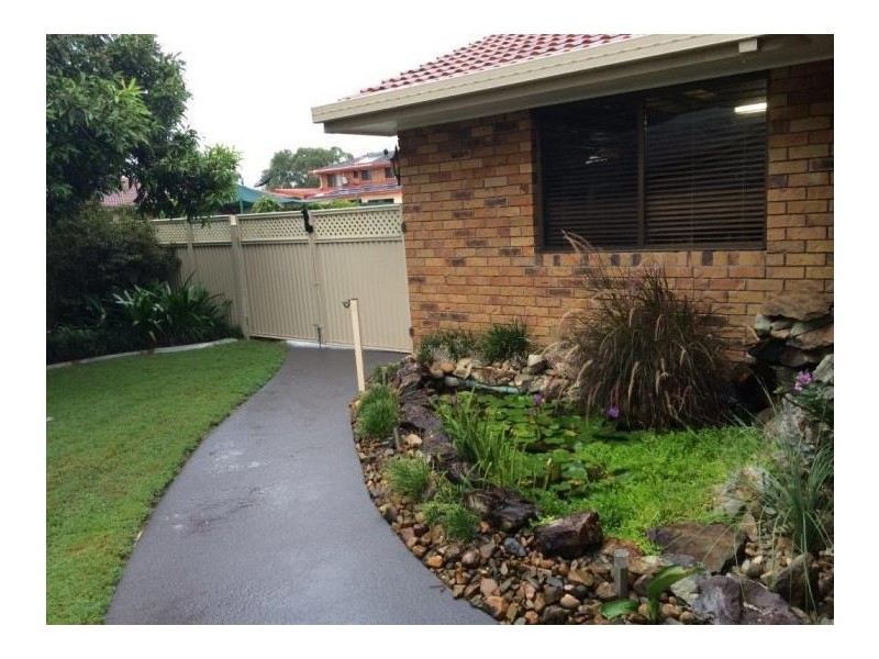 19 Whitecastle Street, Carindale QLD 4152