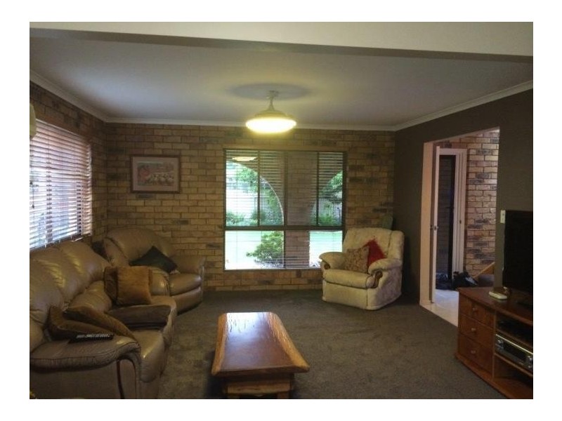 19 Whitecastle Street, Carindale QLD 4152