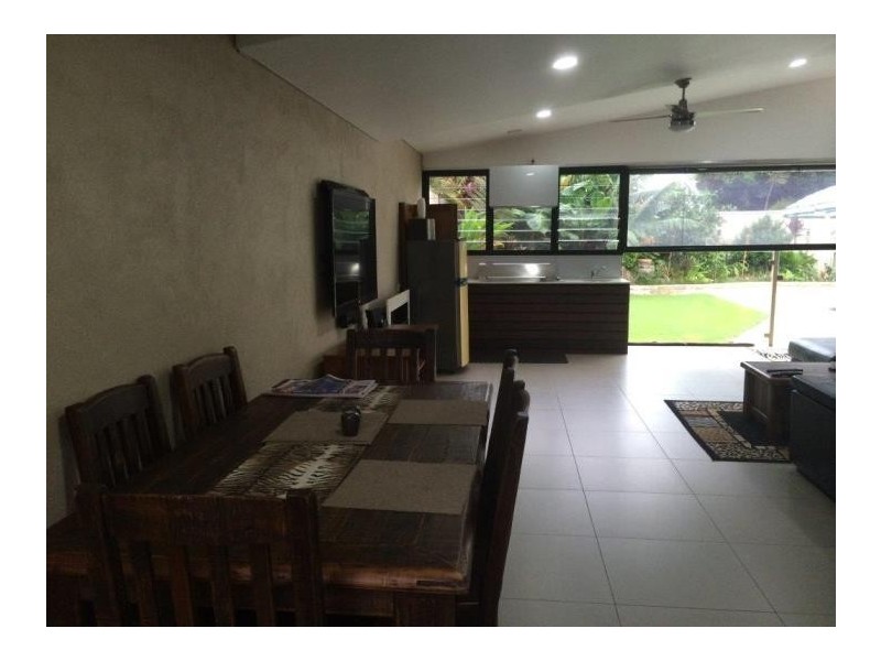 19 Whitecastle Street, Carindale QLD 4152