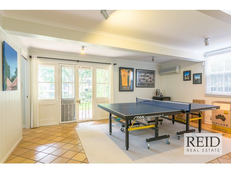 17 Thorn Street, Red Hill QLD 4059