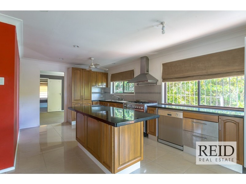 2 Janus Court, Eatons Hill QLD 4037