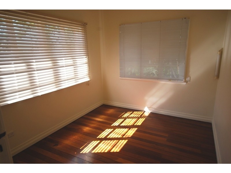 28 Davies Road, Ashgrove QLD 4060