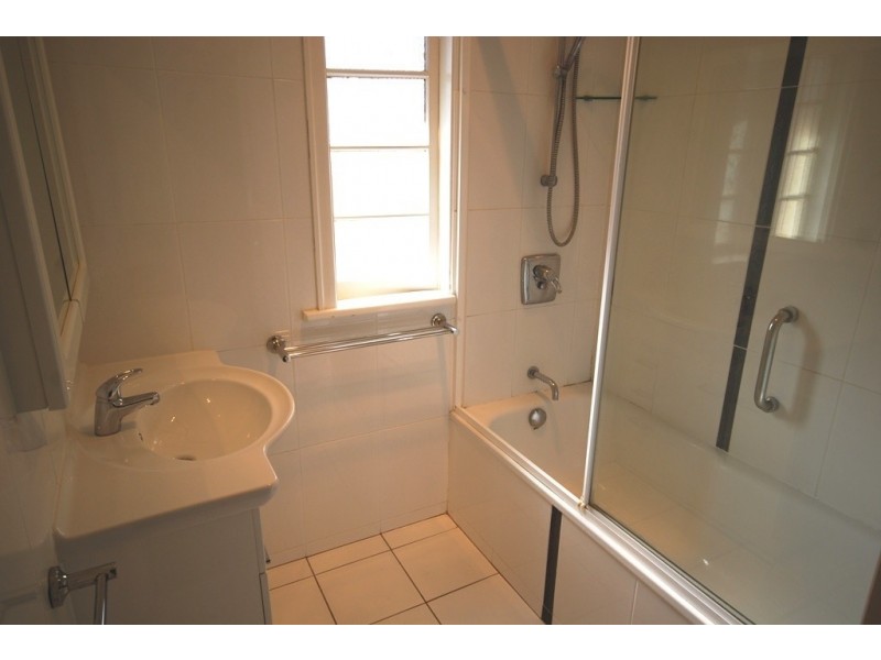 28 Davies Road, Ashgrove QLD 4060