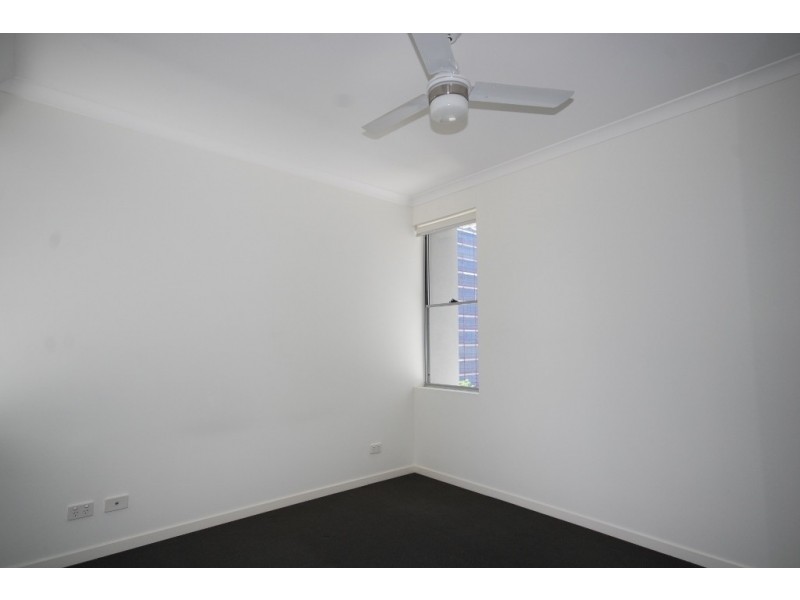 17/28 Carl Street, Woolloongabba QLD 4102