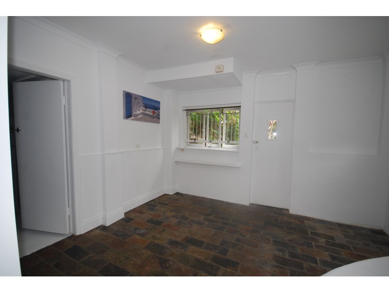 4/32 Hebe St, Bardon QLD 4065