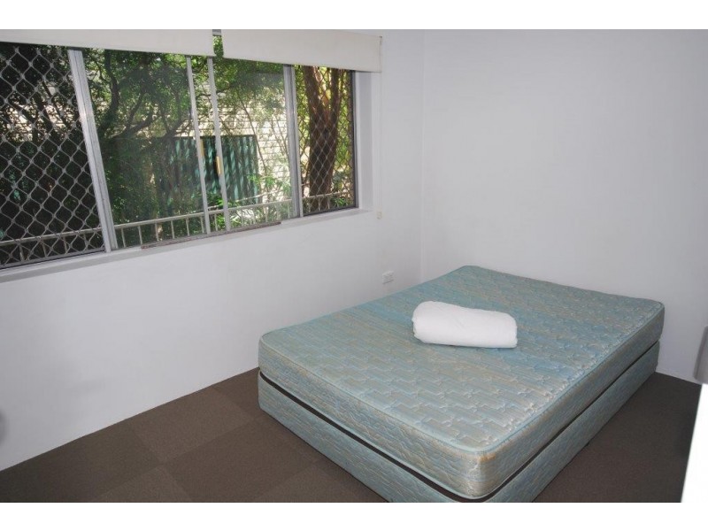 2/308 Waterworks Road, Ashgrove QLD 4060