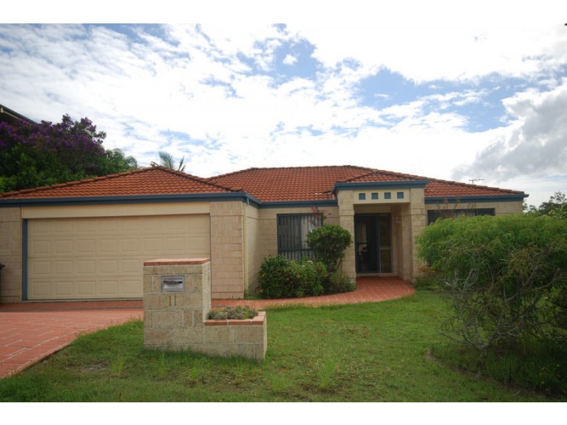 11 Edinburgh Close, Upper Kedron QLD 4055