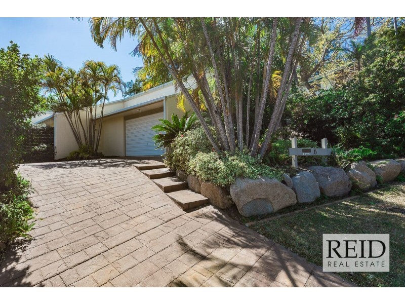 6 Chulmleigh Court, Chapel Hill QLD 4069