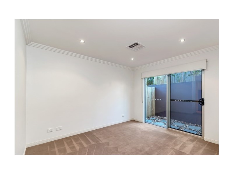 12/17 Marshall Lane, Kenmore QLD 4069