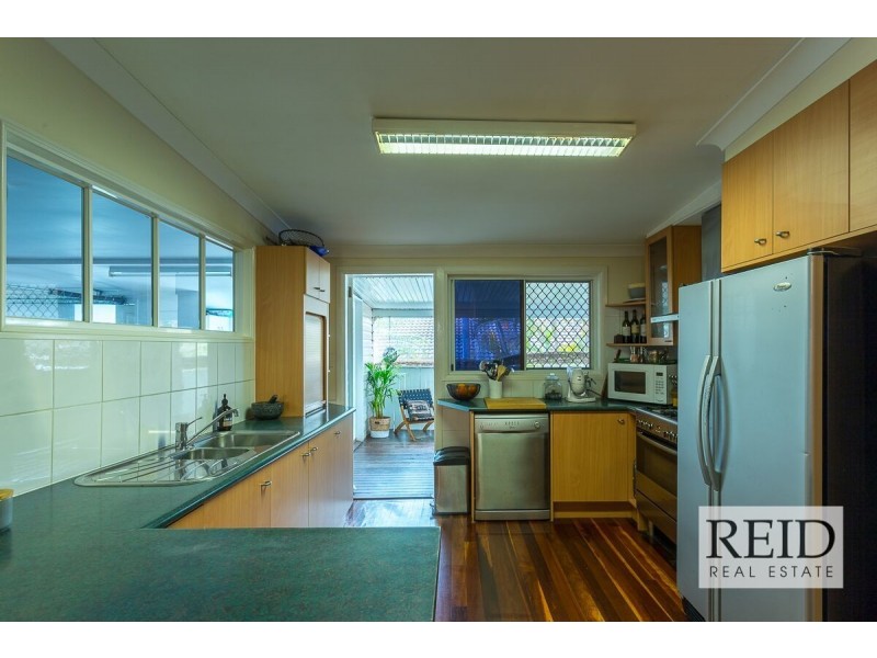 12 Eastbourne Street, Chermside West QLD 4032